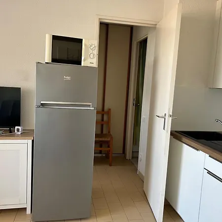 3 Pers Avec Piscine, Parking, Balcon - Proche Et Commodites - Fr-1-793-29 Saint-Cyprien (Pyrenees-Orientales)